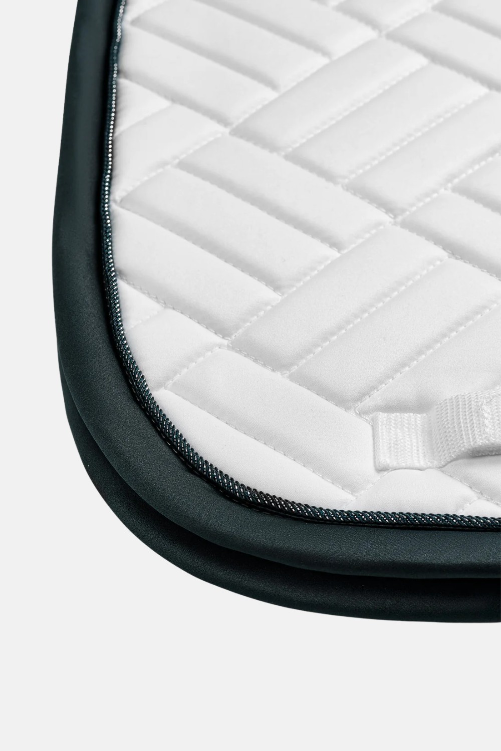 Mantilla Modern White Dramatic Monday Equestrian Stockholm