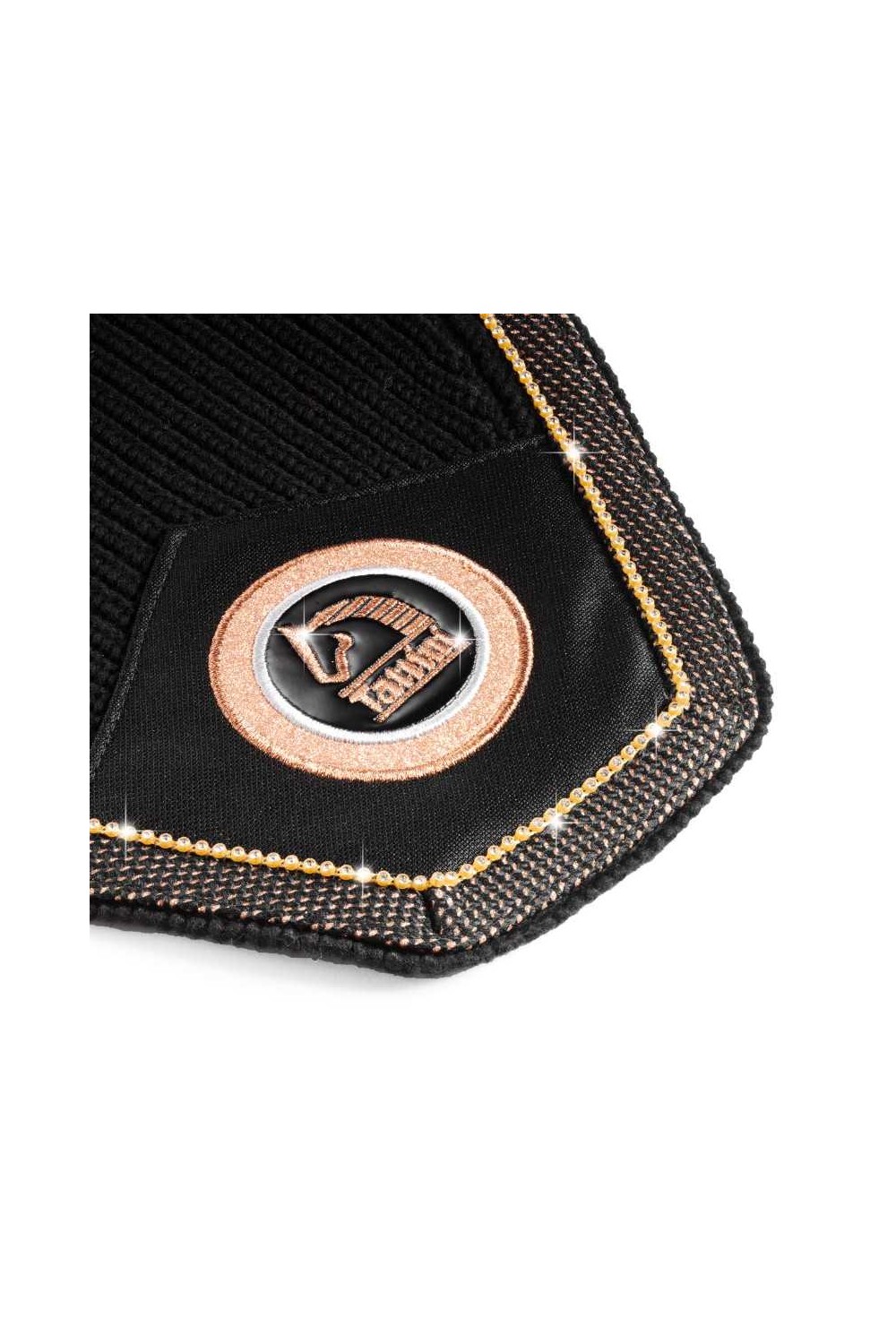 Mosquero con orejeras oro rosa a juego con la mantilla 1225299