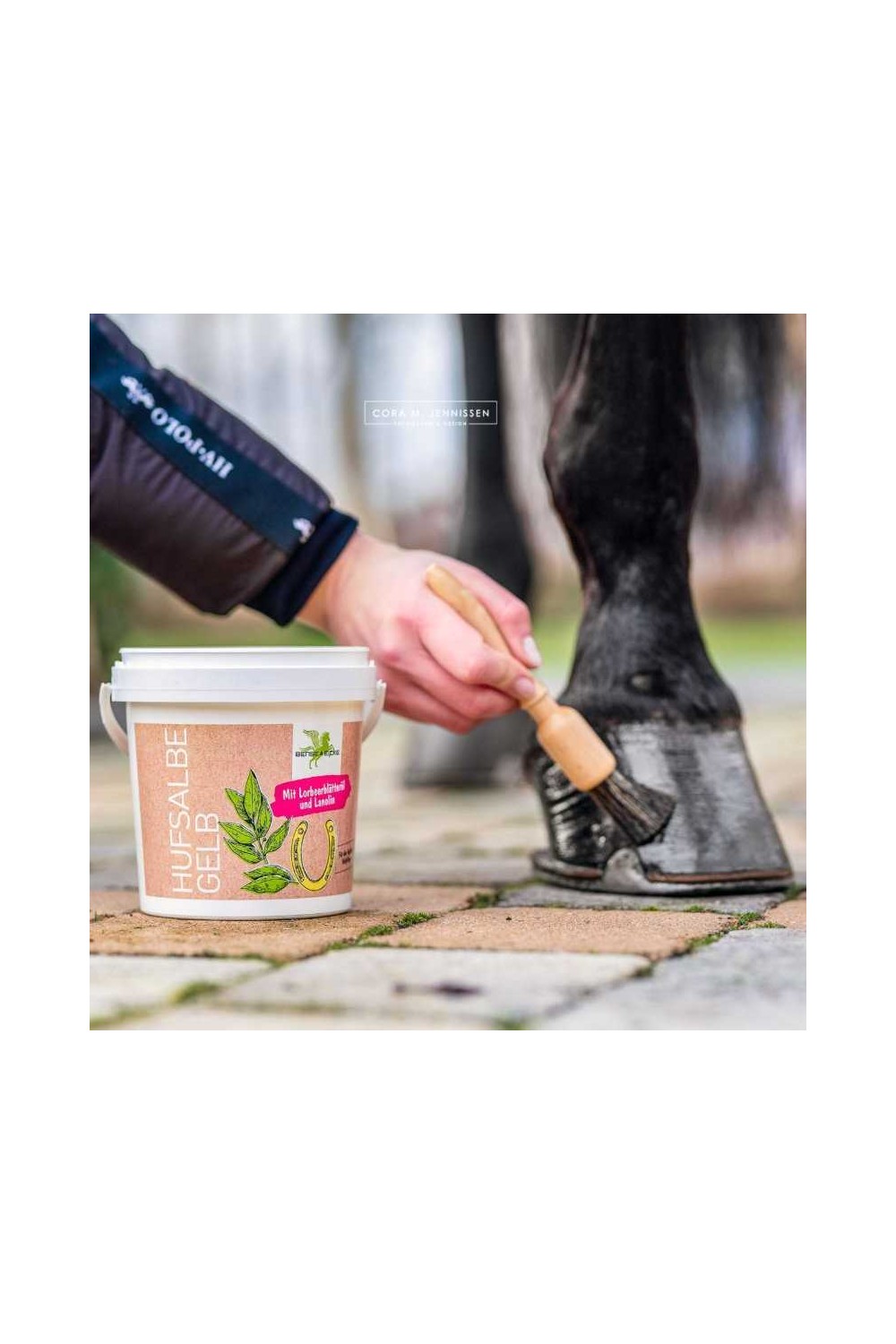 POMADA DE CASCOS AMARILLA BENSE & EICKE