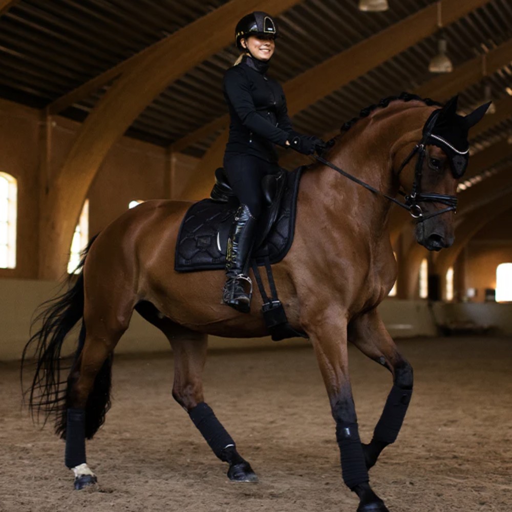MANTILLA ALL BLACK GLIMMER EQUESTRIAN STOCKHOLM