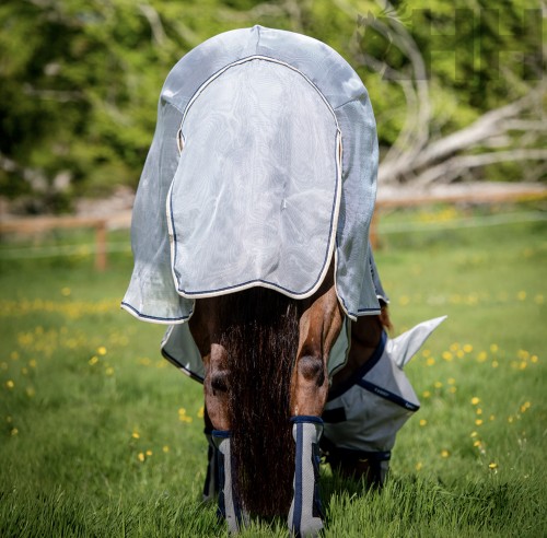 MANTA RAMBO PLUS PROTECTOR ANTIMOSCAS CON CUBRECUELLO HH 2