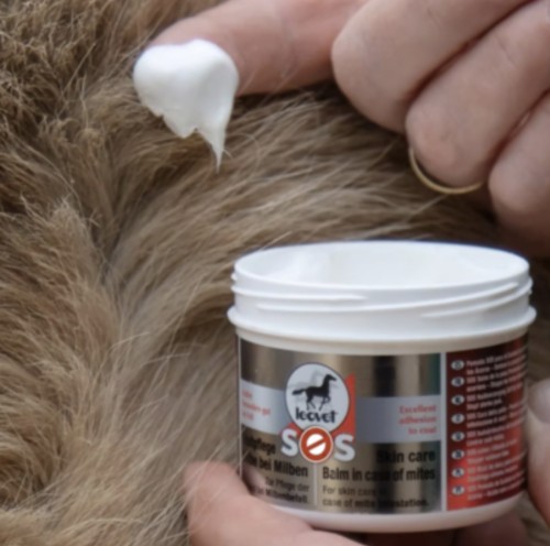BALSAMO SOS CUIDADO DE LA PIEL EN CASO DE ACAROS, PARASITOS Y GARRAPATAS LEOVET 2