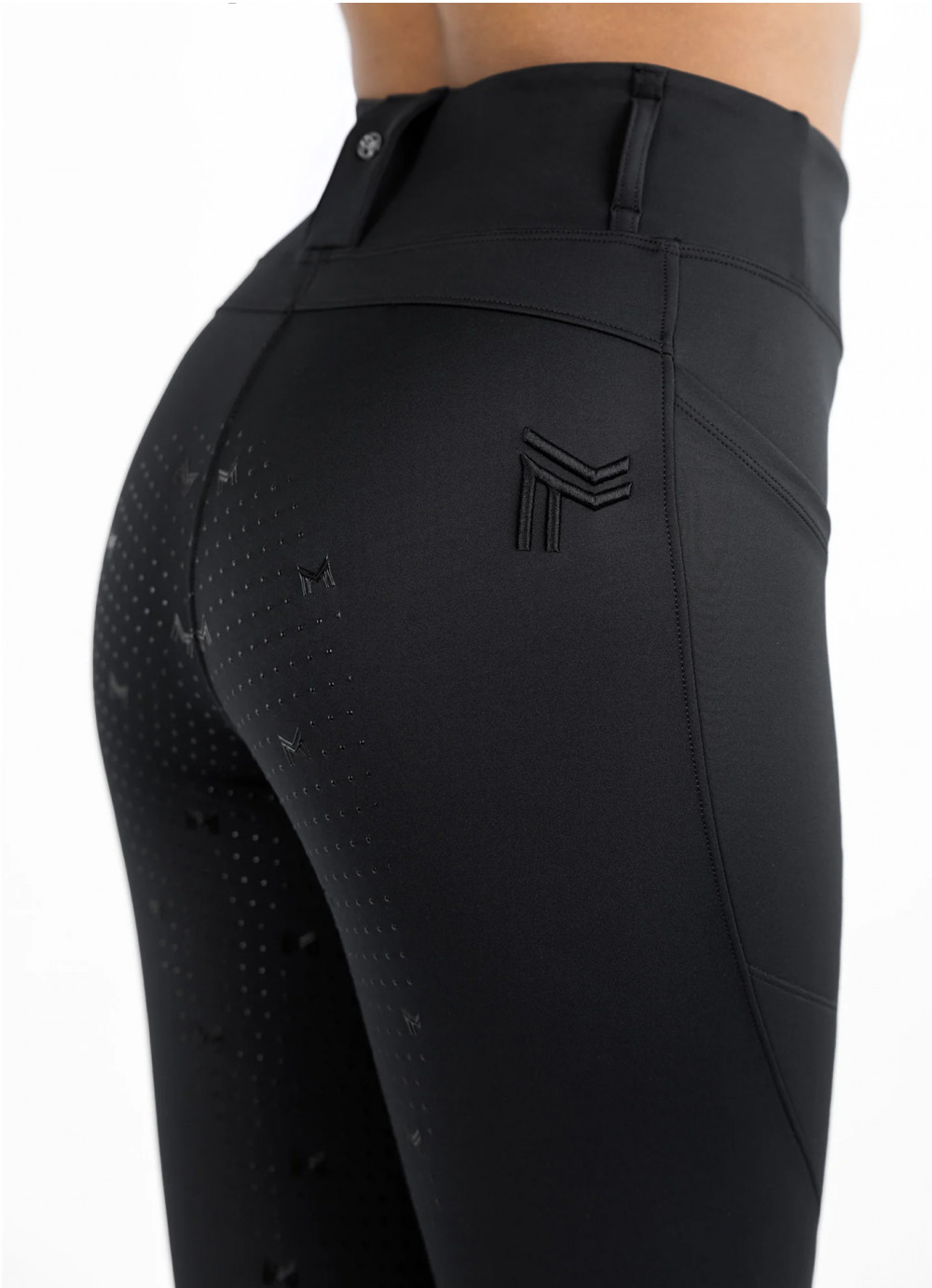 MALLAS STUDIO RIDING MAXIMILIAN