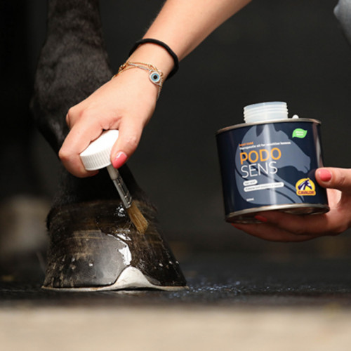 ACEITE PARA CASCOS PODOSENS CAVALOR 2