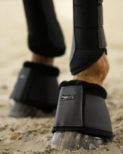 CAMPANA ALL BLACK EQUESTRIAN STOCKHOLM 2